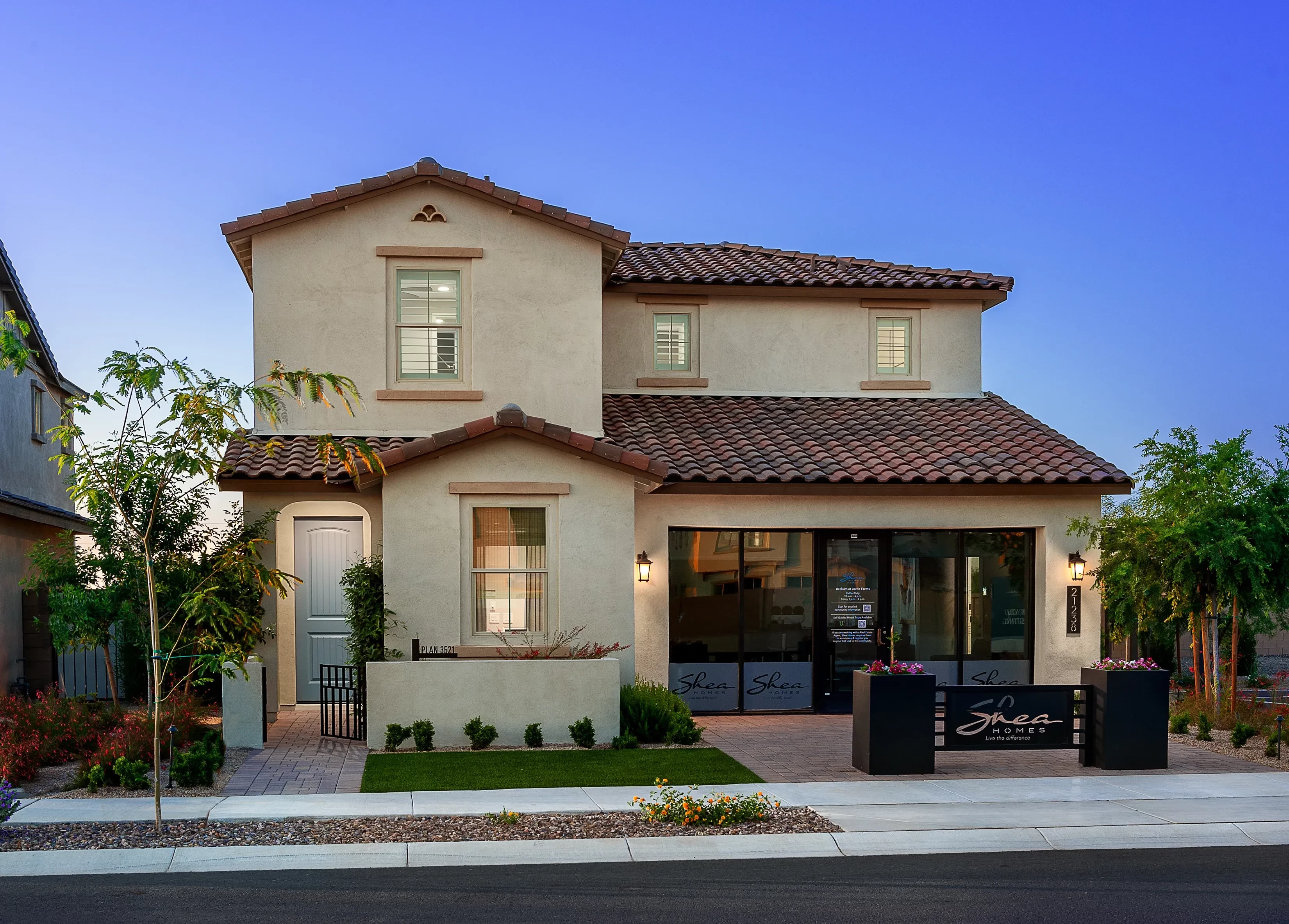 Model Exterior