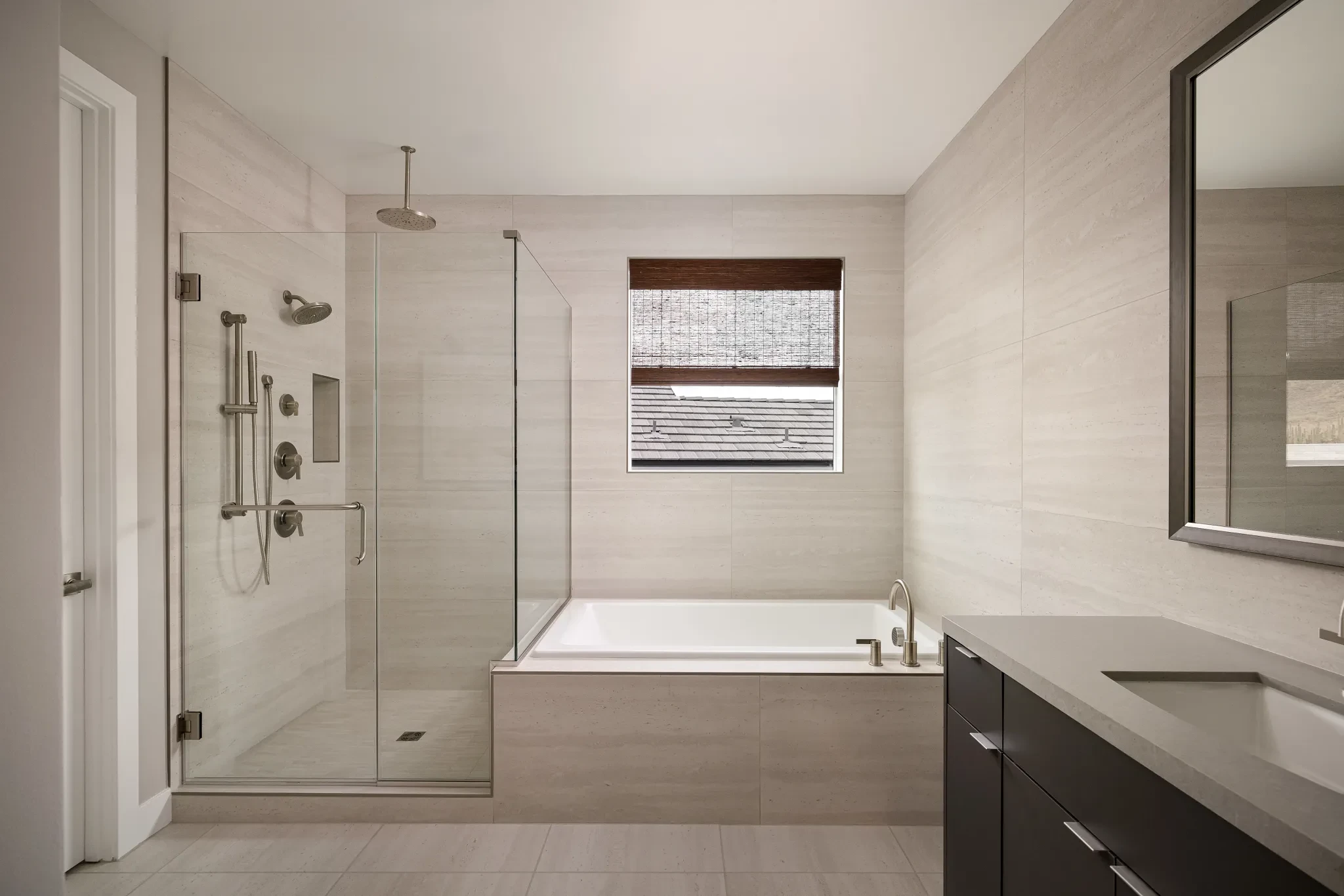 Plan 5036 Model Primary Bath